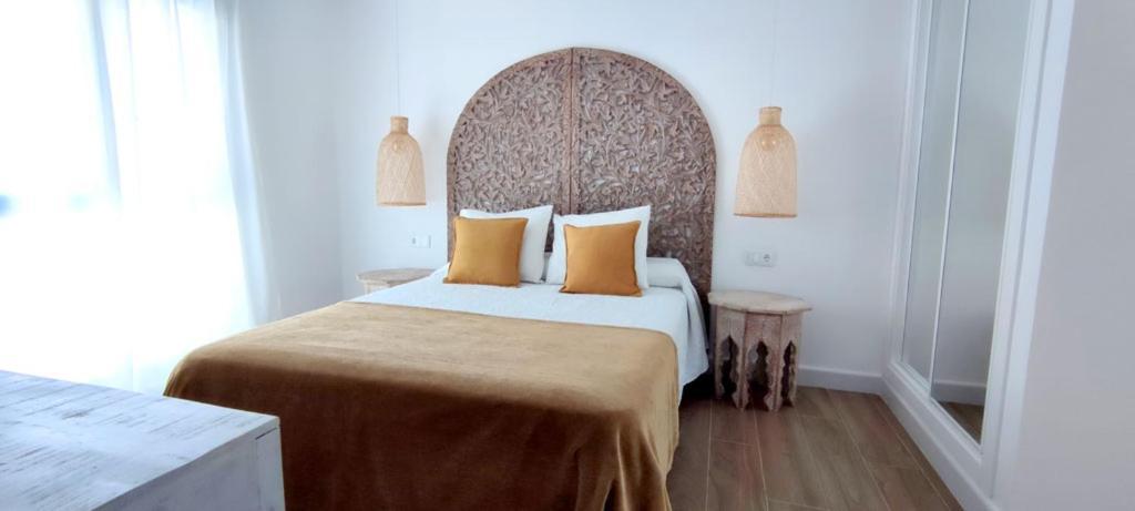 La Posada De Lola - Adults Only Hotel Bolonia Bagian luar foto